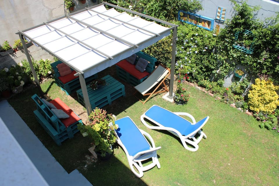 Bird's eye view, Garden view