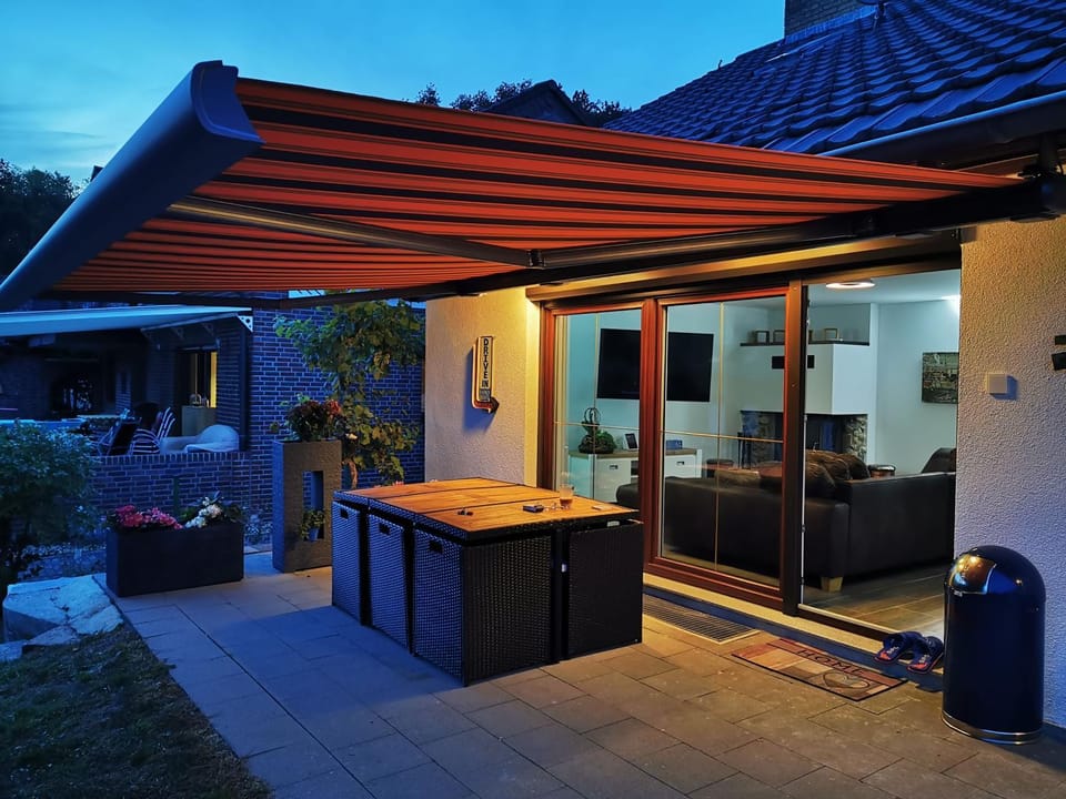 Patio, BBQ facilities