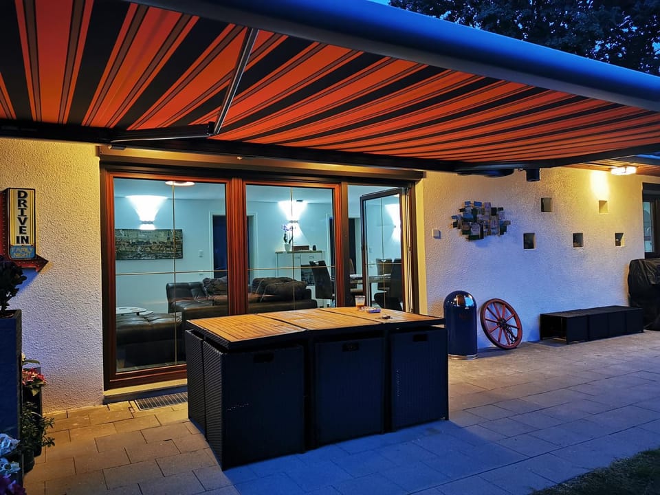Balcony/Terrace, Decorative detail