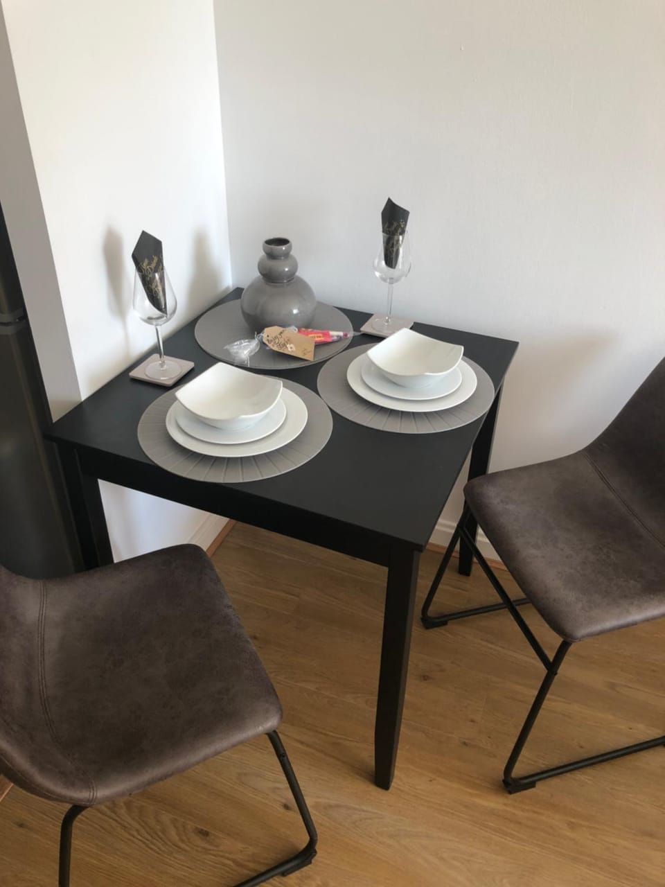 Hansen House 2 with Private Parking Apartment in Cardiff
