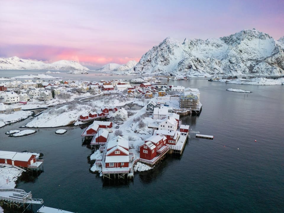 Property building, Winter, Sea view