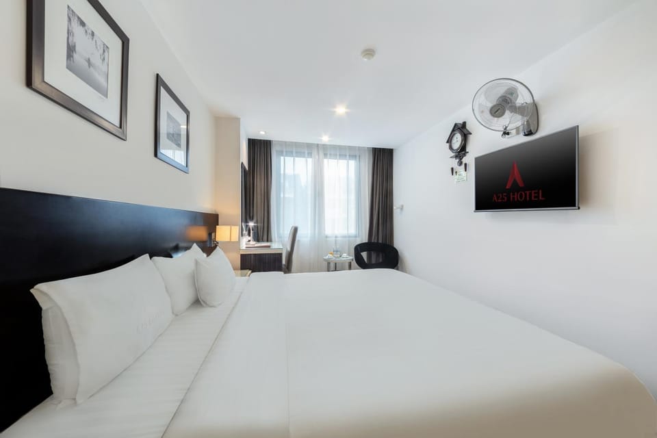 Bed, Bedroom, air conditioner