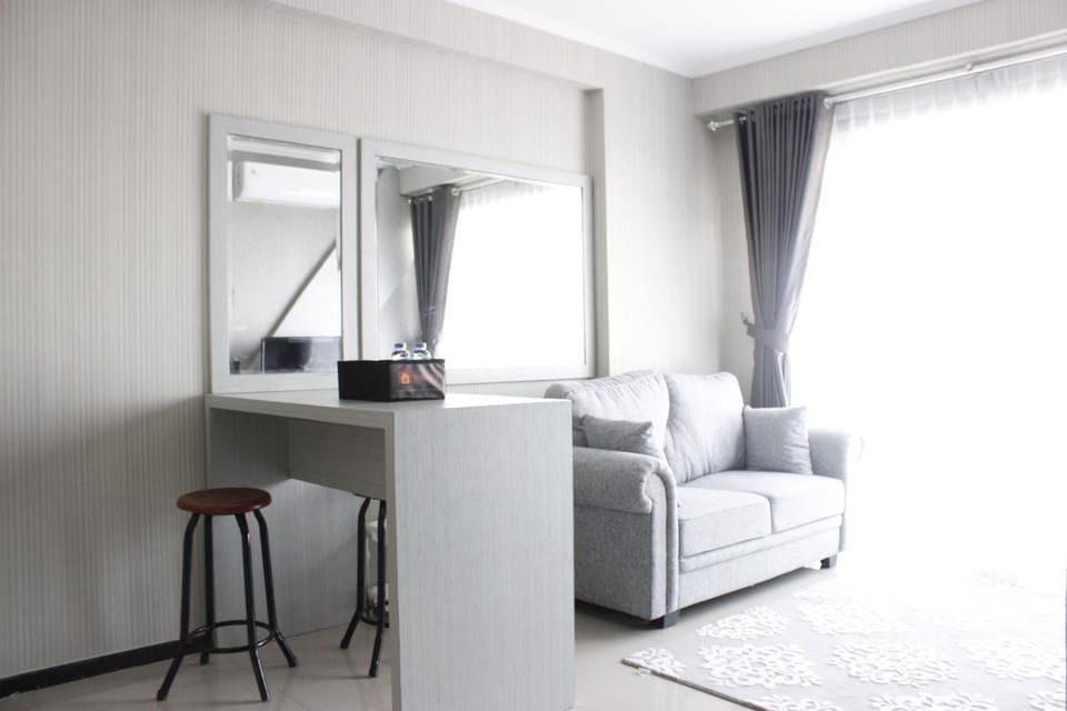 Stylish 2BR Gateway Pasteur Apartment By Travelio Apartment in Bandung