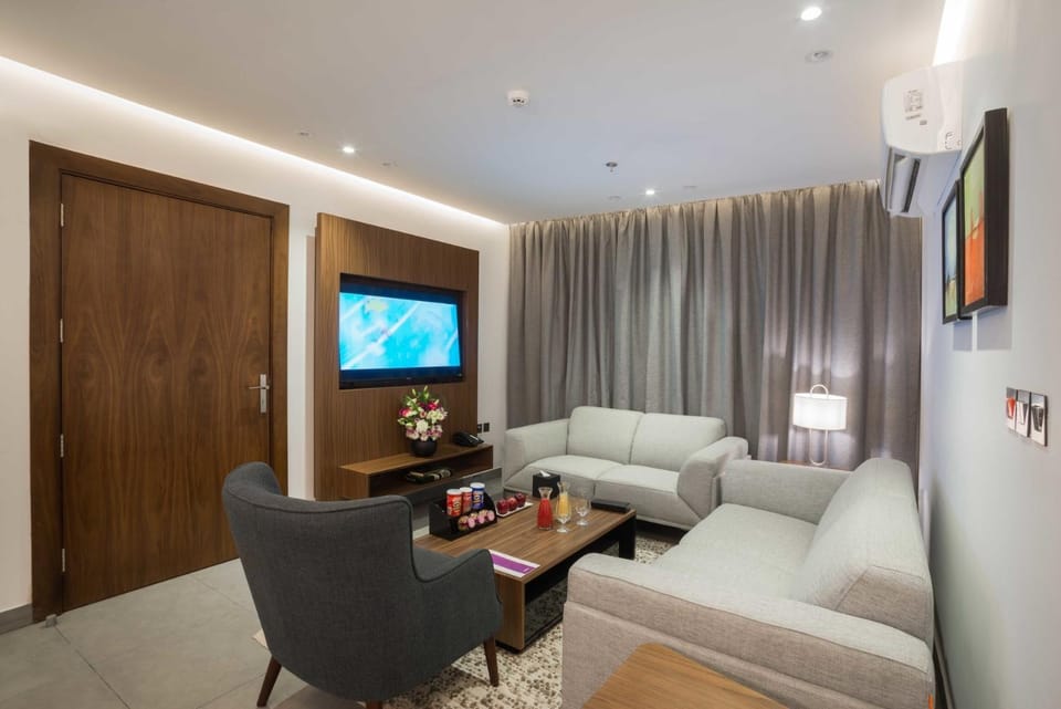 Living room, Seating area