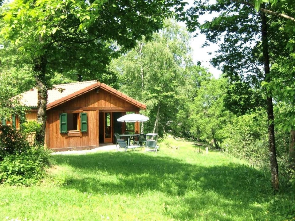 Chalet en Auvergne -Pêche Chalet in Auvergne-Rhône-Alpes