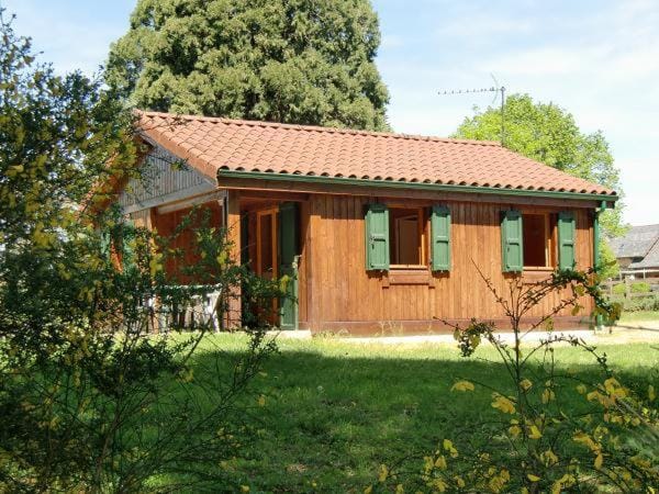 Chalet en Auvergne -Pêche Chalet in Auvergne-Rhône-Alpes