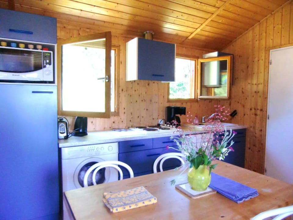 Chalet en Auvergne -Pêche Chalet in Auvergne-Rhône-Alpes