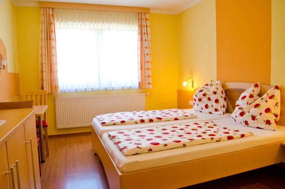 Gästehaus Geigenbauer Inn in Upper Austria
