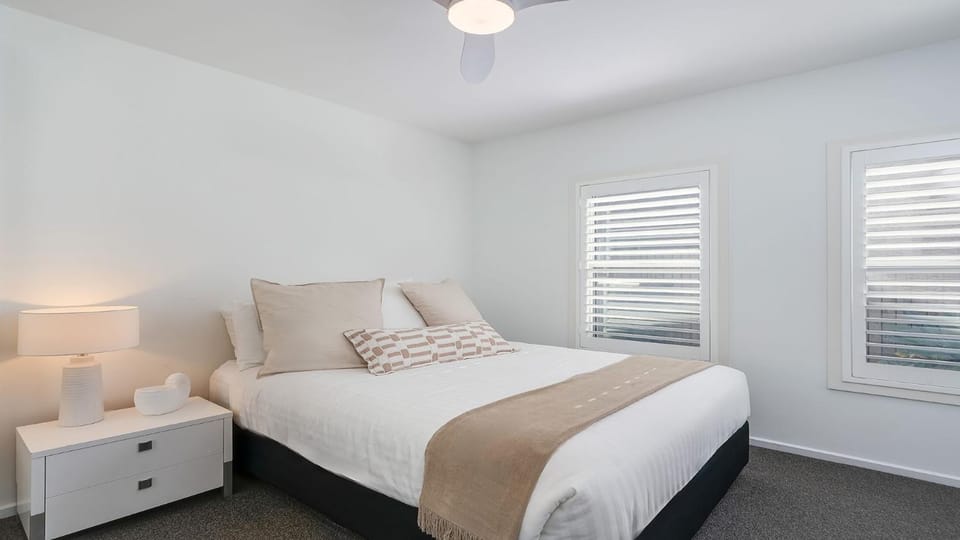 Aqua House in Kiama Downs
