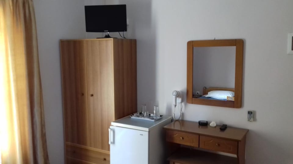 Kabanis Rooms Bed and Breakfast in Decentralized Administration of the Aegean