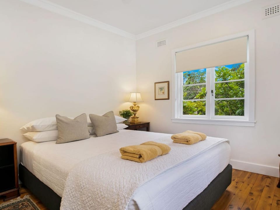 Canary Cottage House in Bowral
