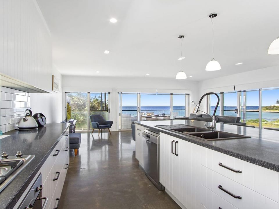 Catalina House in Culburra Beach