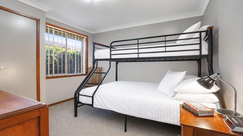 Cleveland Place House in Culburra Beach