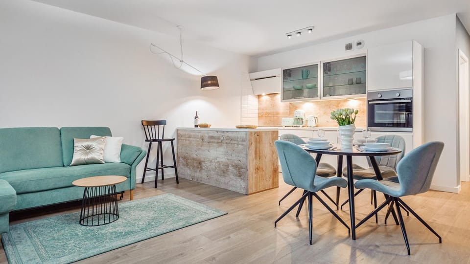 Kitchen or kitchenette, Living room, Seating area, Dining area, dishwasher, pet friendly, stove