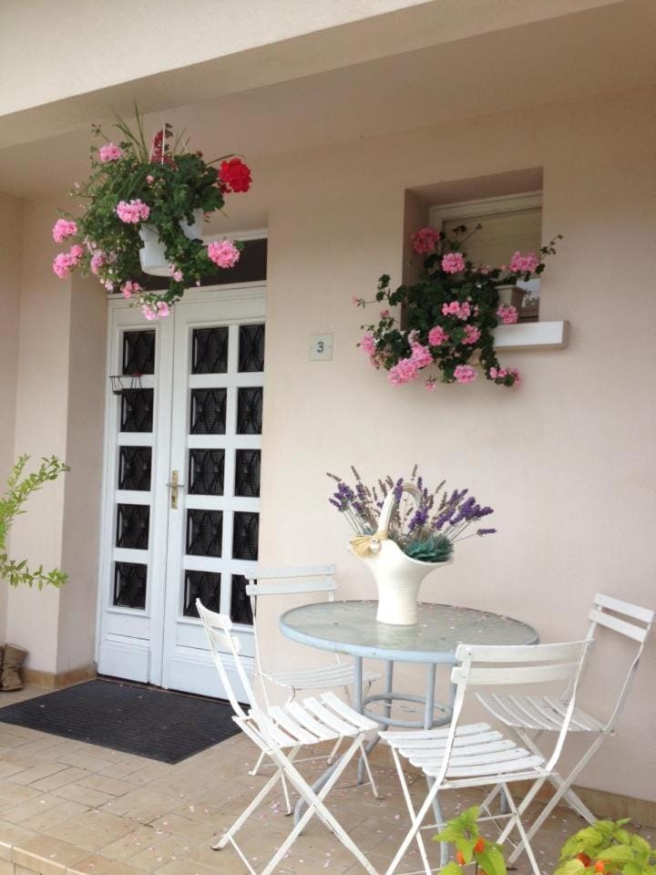 La pause nuitonne Bed and Breakfast in Bourgogne-Franche-Comté