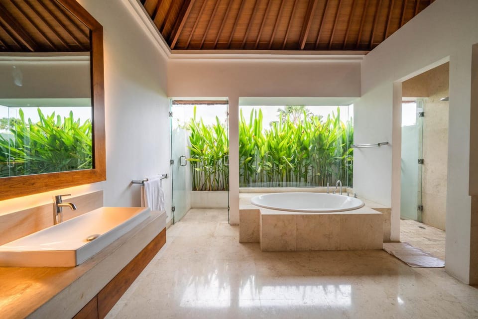 Bathroom, Bath