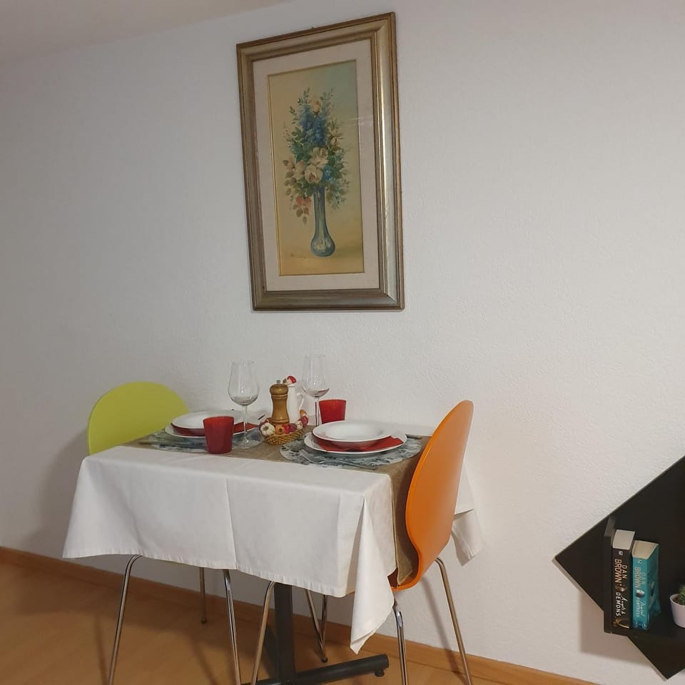 Buongustaio1 Zimmer mit ensuite T&B Apartment in Switzerland