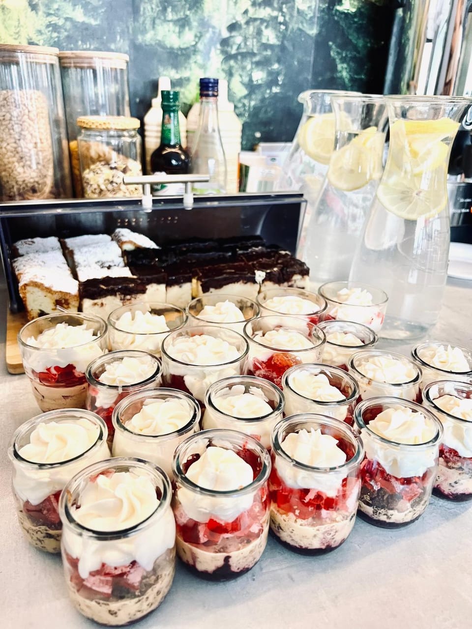 Food and drinks, Food, Breakfast, Continental breakfast, Buffet breakfast