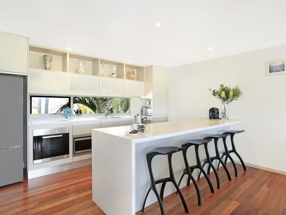 Isthmus on North Kiama Drive House in Kiama Downs