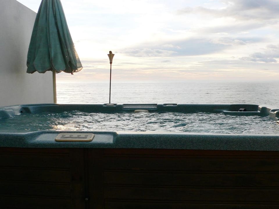 Jones Beach House House in Kiama Downs