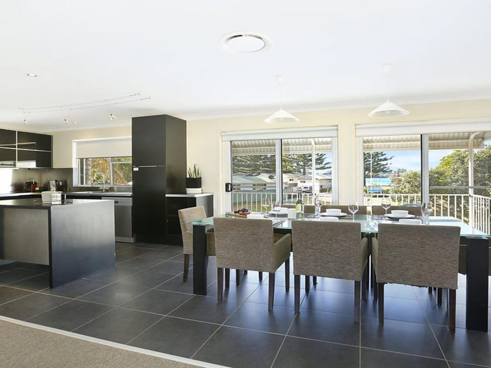 Kendalls Beach House House in Kiama