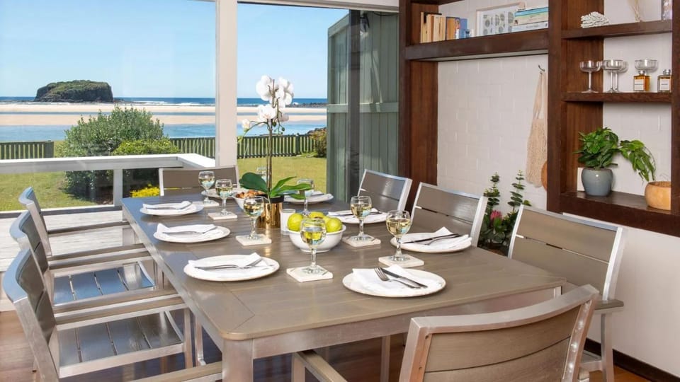 Minnamurra Island View House in Kiama