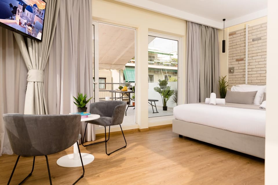 SUITES@SYNGROU-FIX Hotel in Athens
