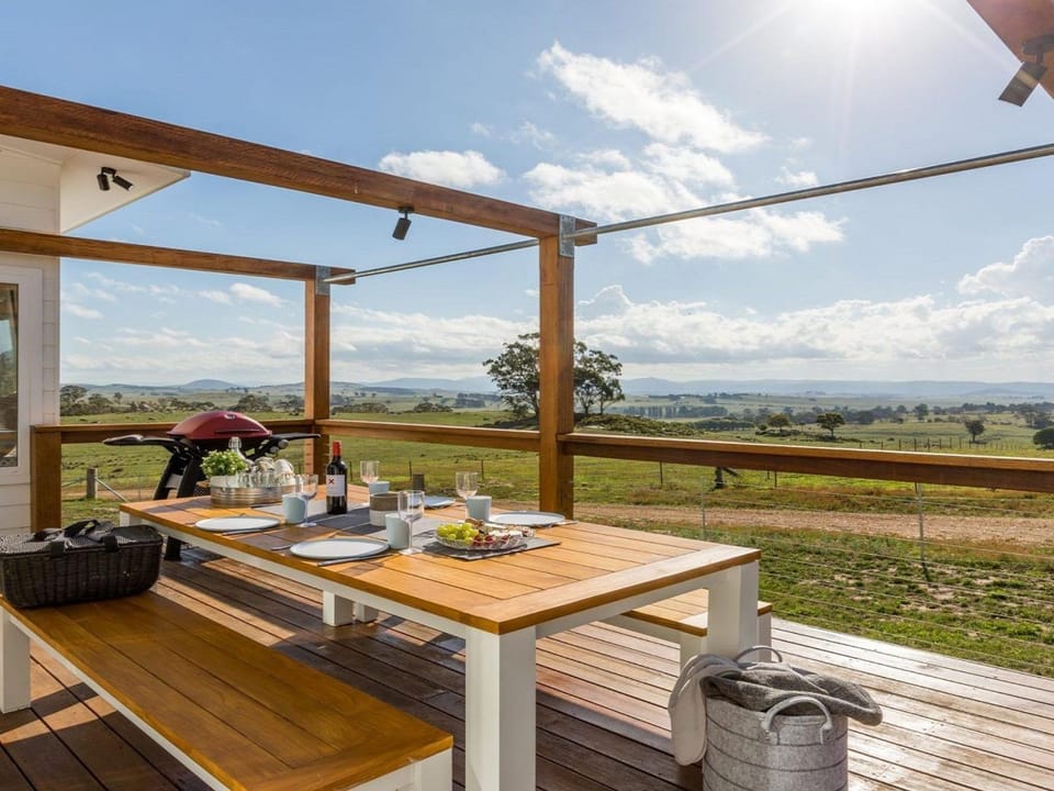 On a Hill House in Braidwood