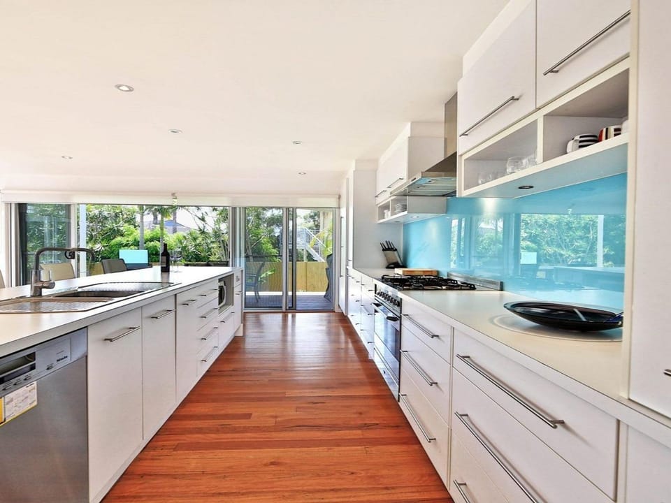 Palm Oasis House in Gerroa