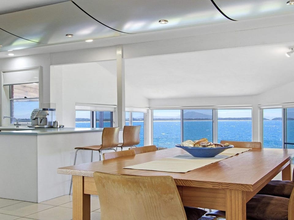 Penguin Head Retreat House in Culburra Beach