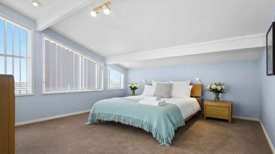 Penguin Head Retreat House in Culburra Beach