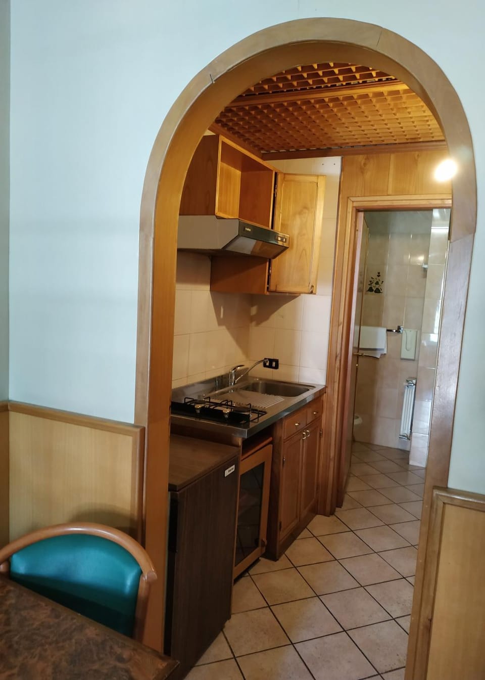 Kitchen or kitchenette