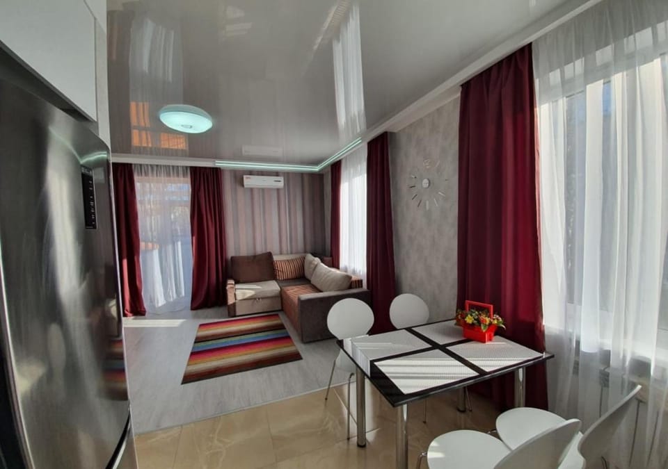 Lux New Apartment новобудова Apartment in Kharkiv