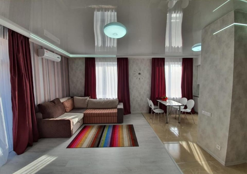 Lux New Apartment новобудова Apartment in Kharkiv