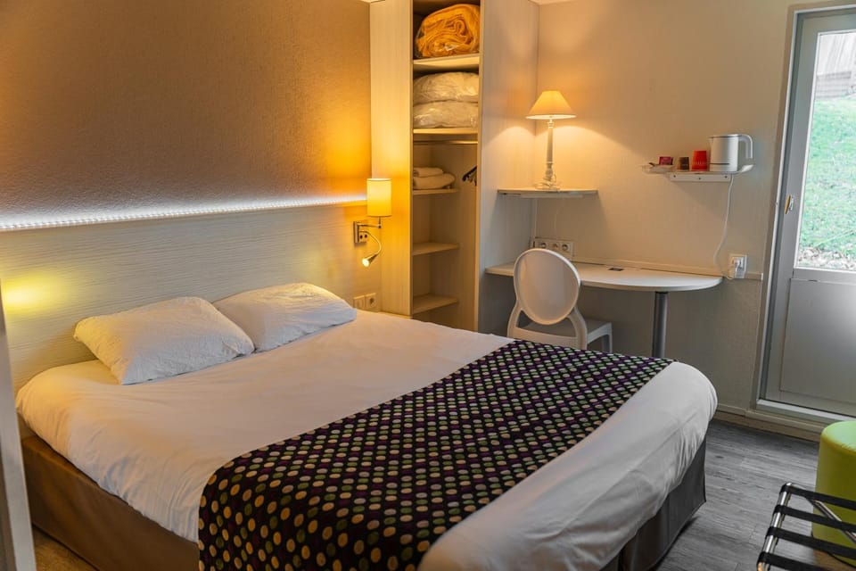 Logis Hôtel Alizéa Le Mans Nord Hotel in Centre-Val de Loire