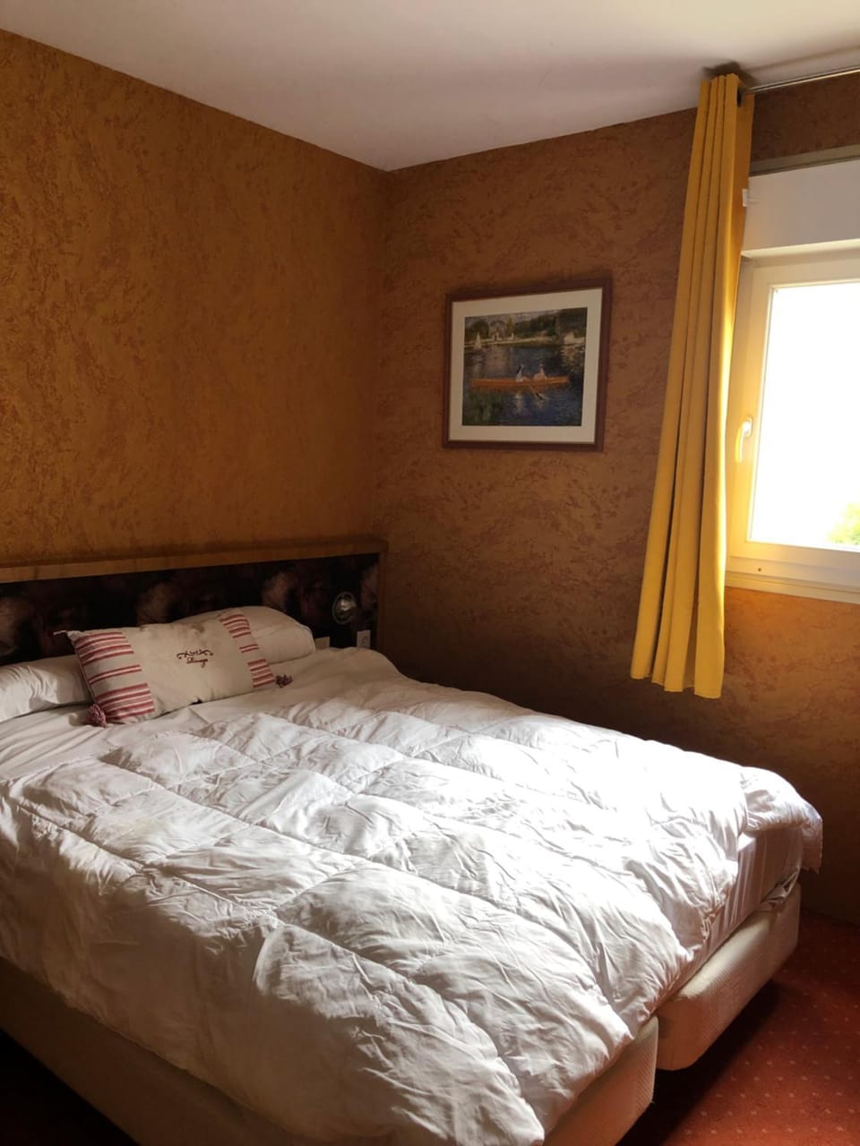 Fasthôtel Pont-Audemer -LE DRAKKAR -un hôtel FH Confort Hotel in Normandy