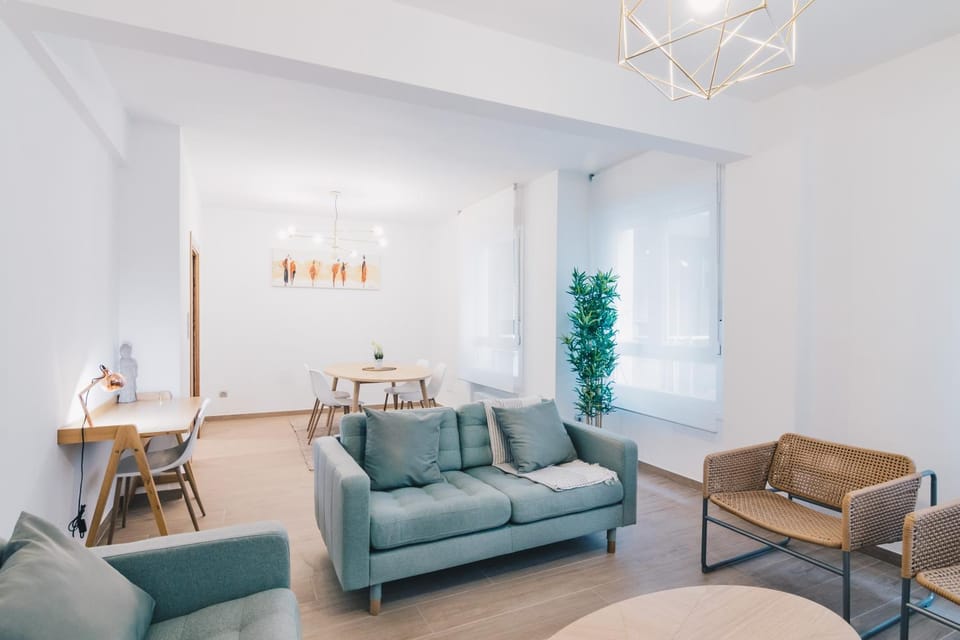 Living room, Dining area