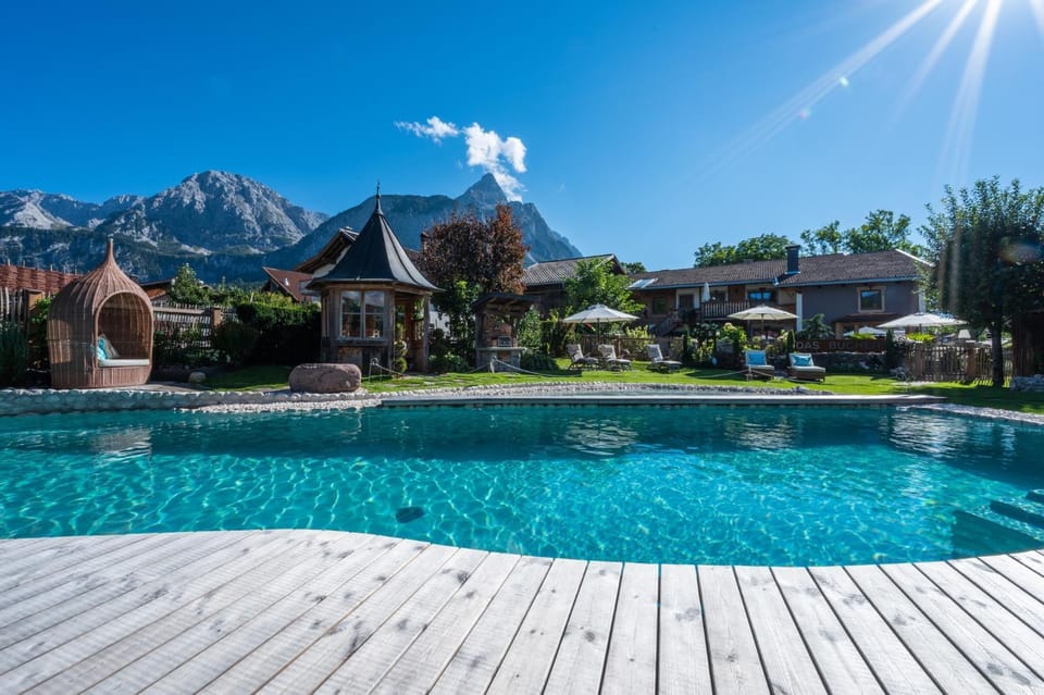 Natural landscape, Mountain view, Pool view, Swimming pool, sunbed