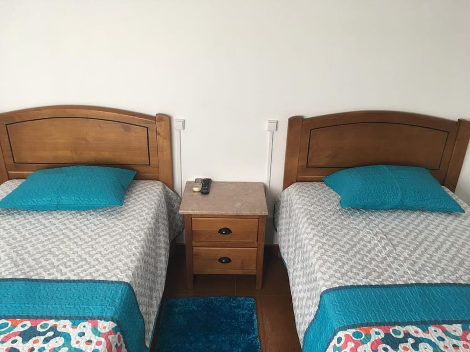 Hospedaria O Castelo Bed and Breakfast in Évora District, Portugal