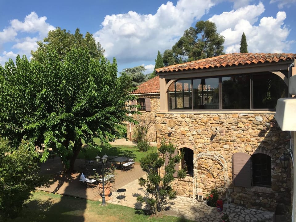 Property building, Garden, Landmark view