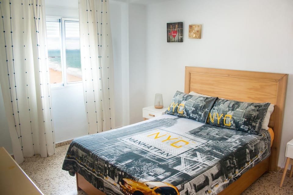 Una ventana al mar Apartment in Rota