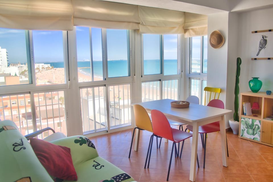 Una ventana al mar Apartment in Rota