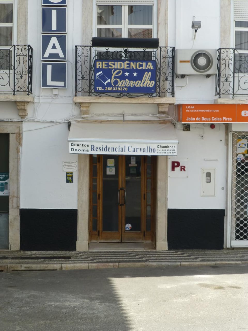 Residencial Carvalho Bed and Breakfast in Évora District, Portugal