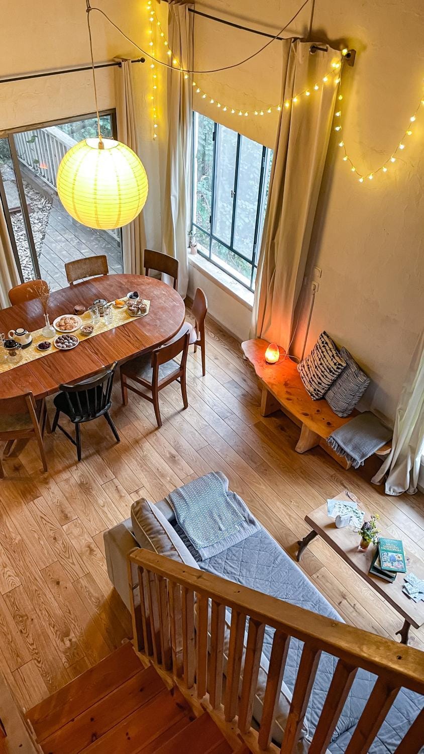 Living room, Dining area