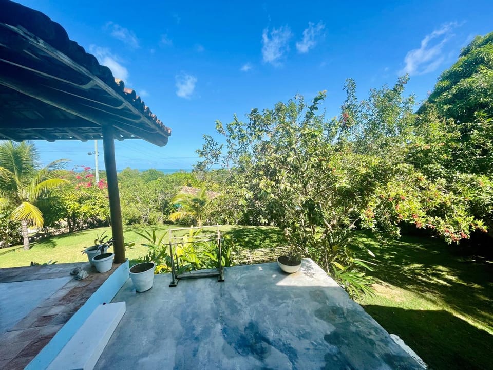 Espelho Bahia Blue House Bed and Breakfast in State of Bahia