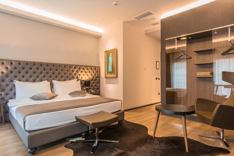 Bed, Photo of the whole room