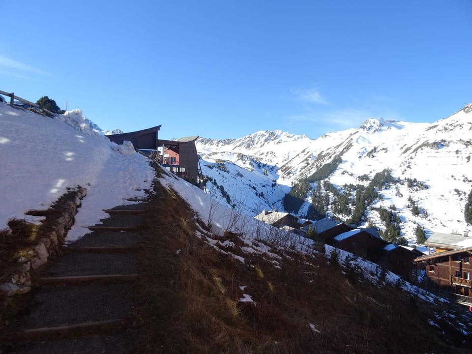 Studio cosy pour 3 pers, balcon sud, proche pistes et commerces, Arc 2000 - FR-1-411-450 Apartment in Bourg-Saint-Maurice