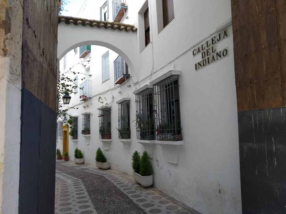 Property building, Facade/entrance, Neighbourhood, Street view