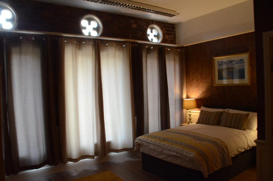 43A Crown Street Bed and Breakfast in Calderdale