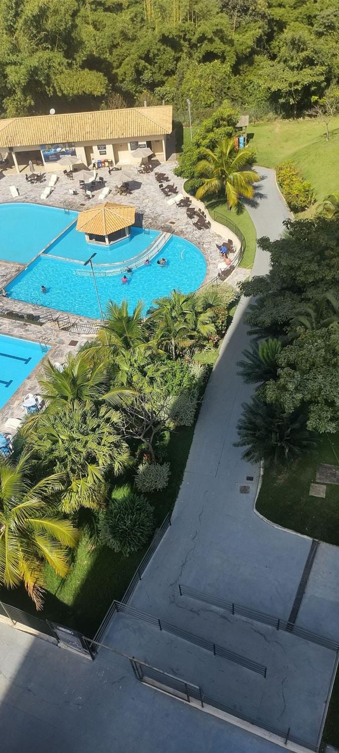 Bird's eye view, Pool view
